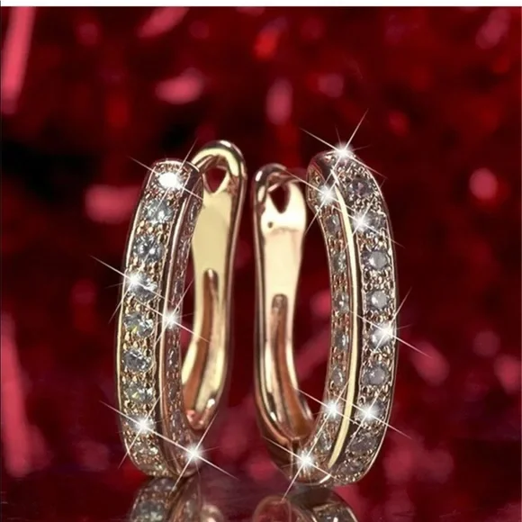 New 18k gold plated diamond hoop earrings - Picture 3 of 3